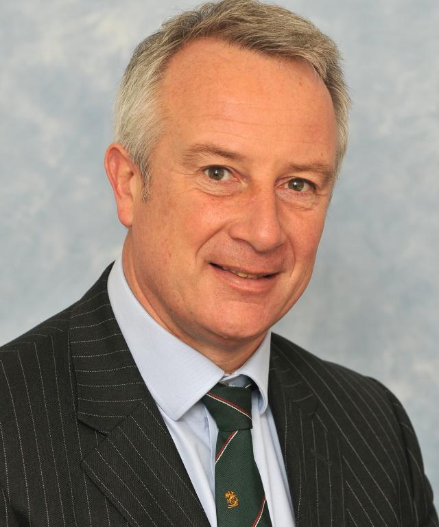 Dr Peter Aitken